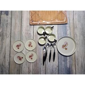 Vintage Holly Hobby Sunbonnet Sue 13 Piece Metal Tea Set With Metal Spoons